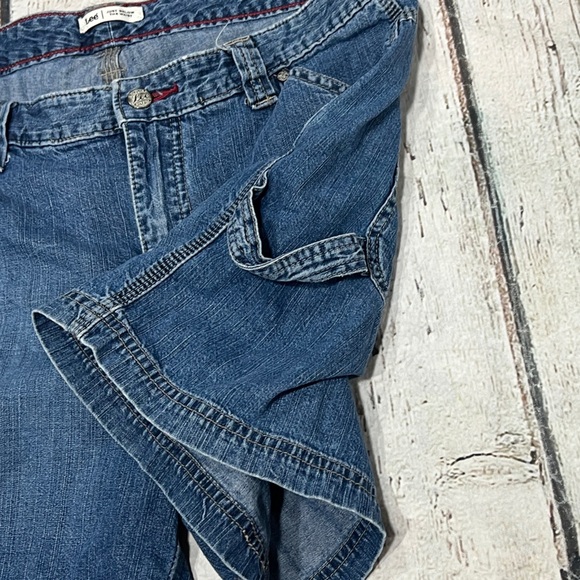Lee Blue Denim Womens Shorts Just Below The Waist Summer Beach - Picture 2 of 5